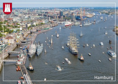 Postkarte Hafen mit Landungsbrücken 